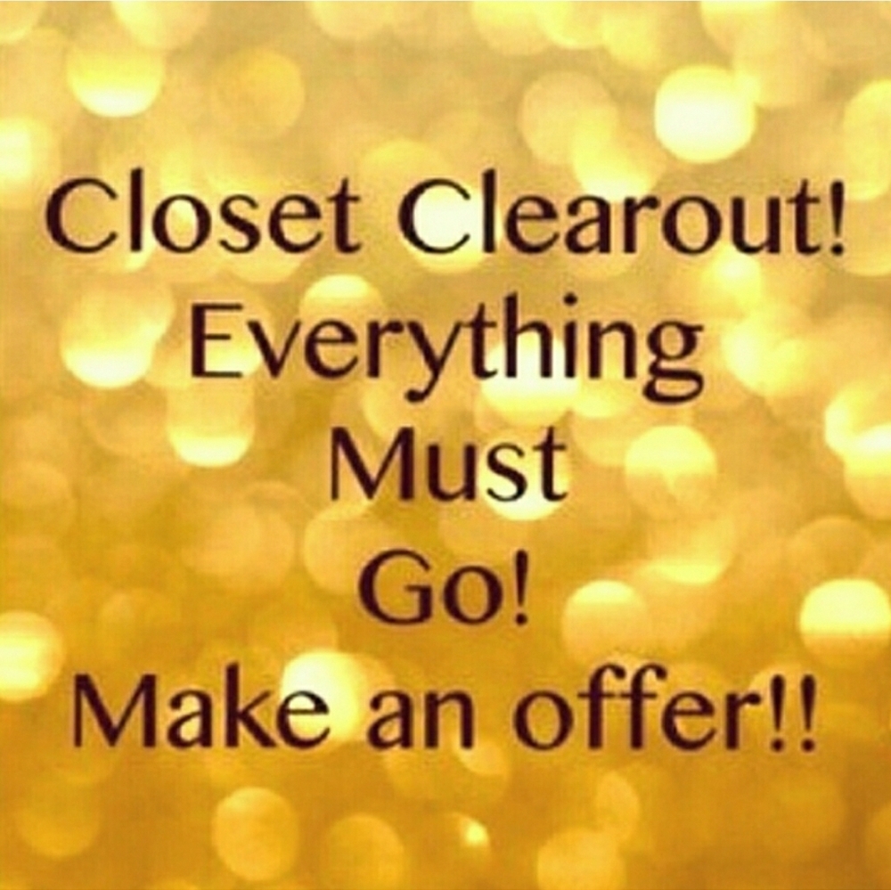 I'm moving and need to clear my closet ASAP!